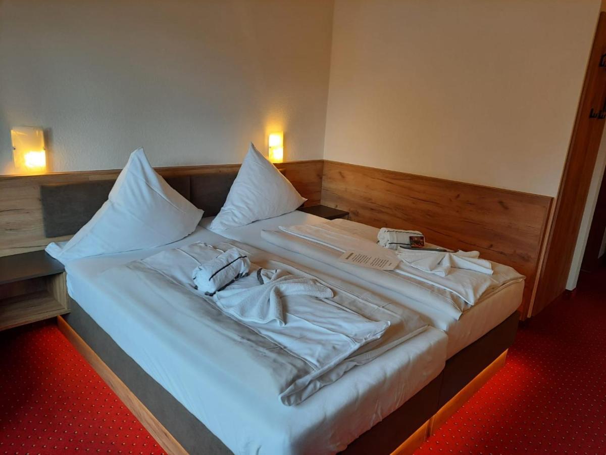 Hotel Haus Krone Bexbach Экстерьер фото