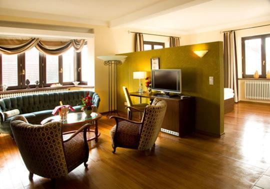 Hotel Haus Krone Bexbach Экстерьер фото