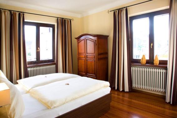 Hotel Haus Krone Bexbach Экстерьер фото