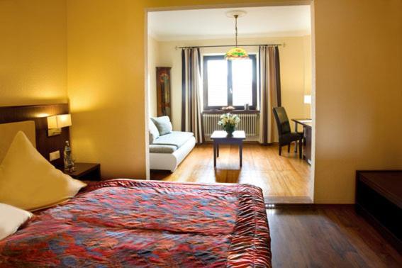 Hotel Haus Krone Bexbach Номер фото